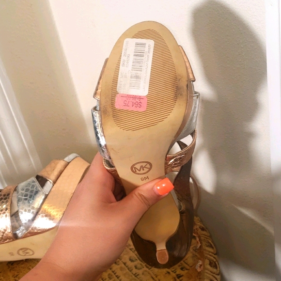 Michael Michael Kors gold/silver heels size 9 - Picture 5 of 8